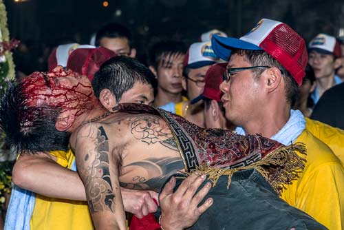 A Tong Ki collapses after the spirit leaves his body