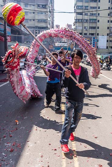 Dragon dance troupe in Taipei